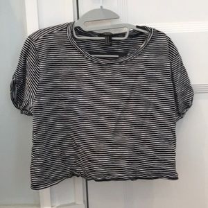 Forever 21 cropped T-Shirt